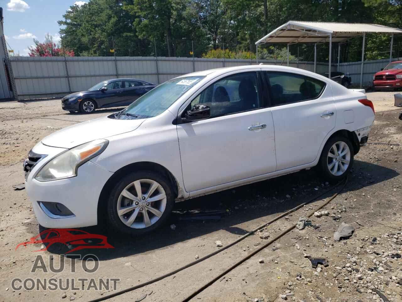 NISSAN VERSA 2017 - 3N1CN7AP1HL825663