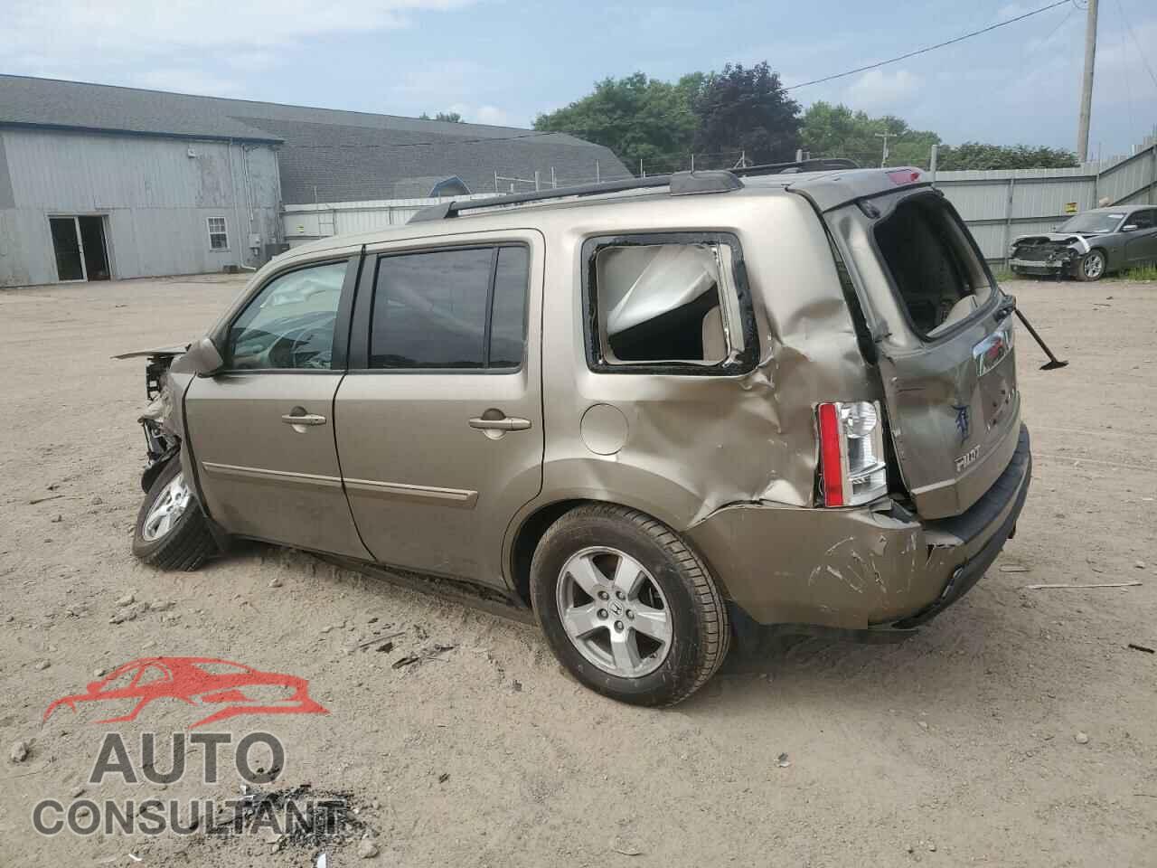 HONDA PILOT 2011 - 5FNYF4H70BB097036