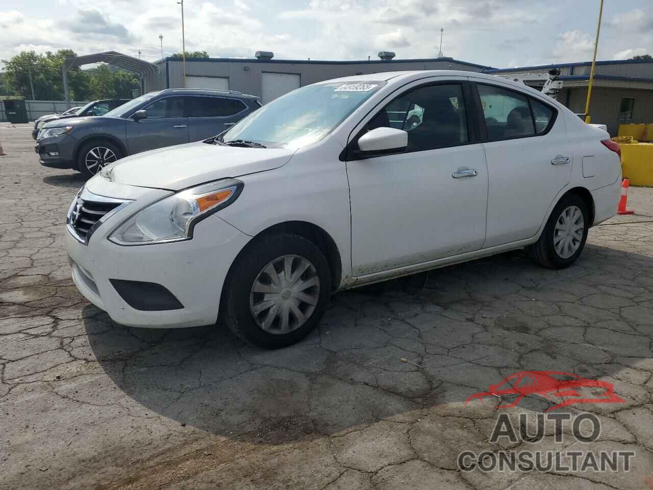 NISSAN VERSA 2017 - 3N1CN7AP5HL838013