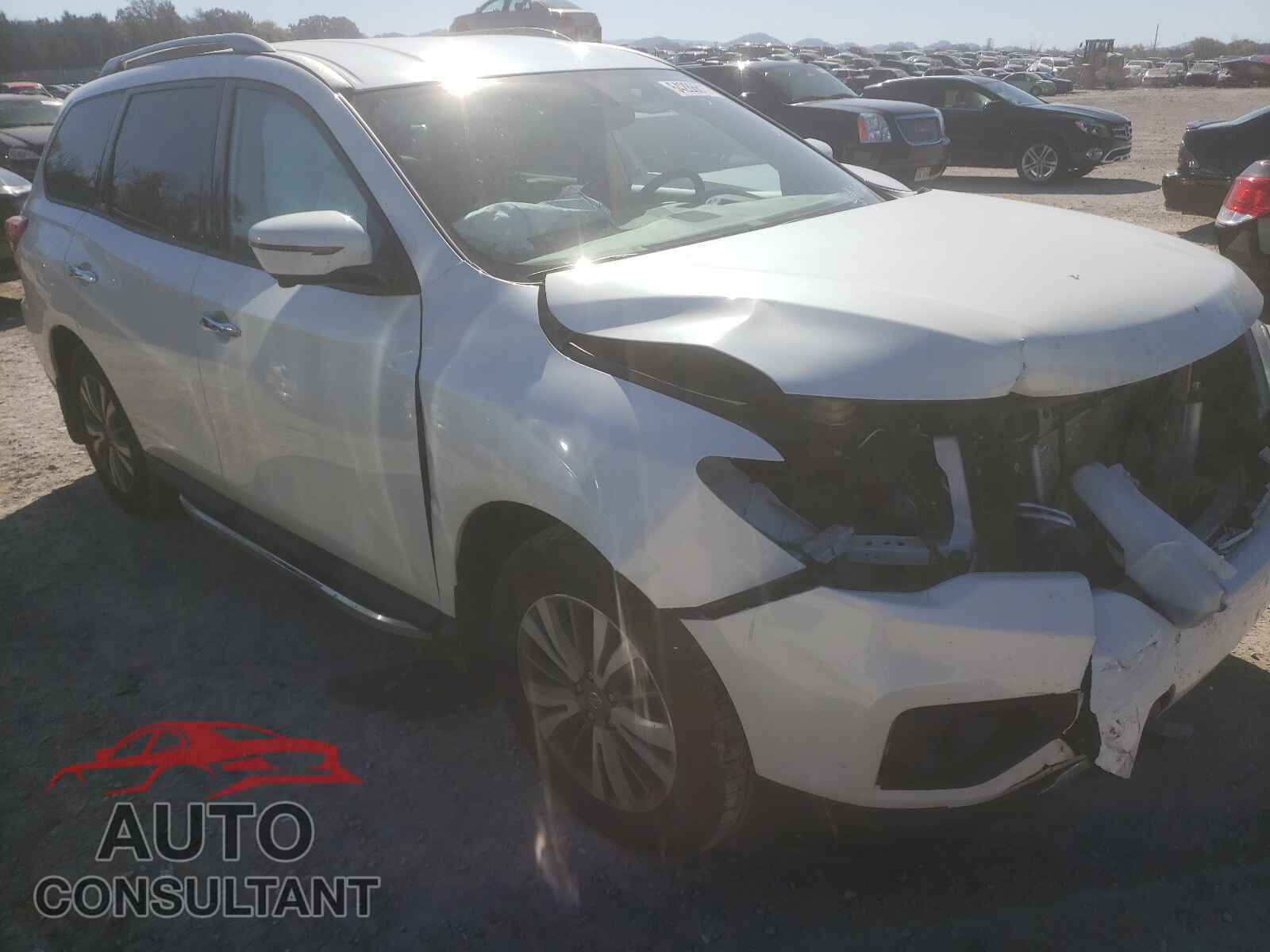 NISSAN PATHFINDER 2019 - 5N1DR2MM8KC609933