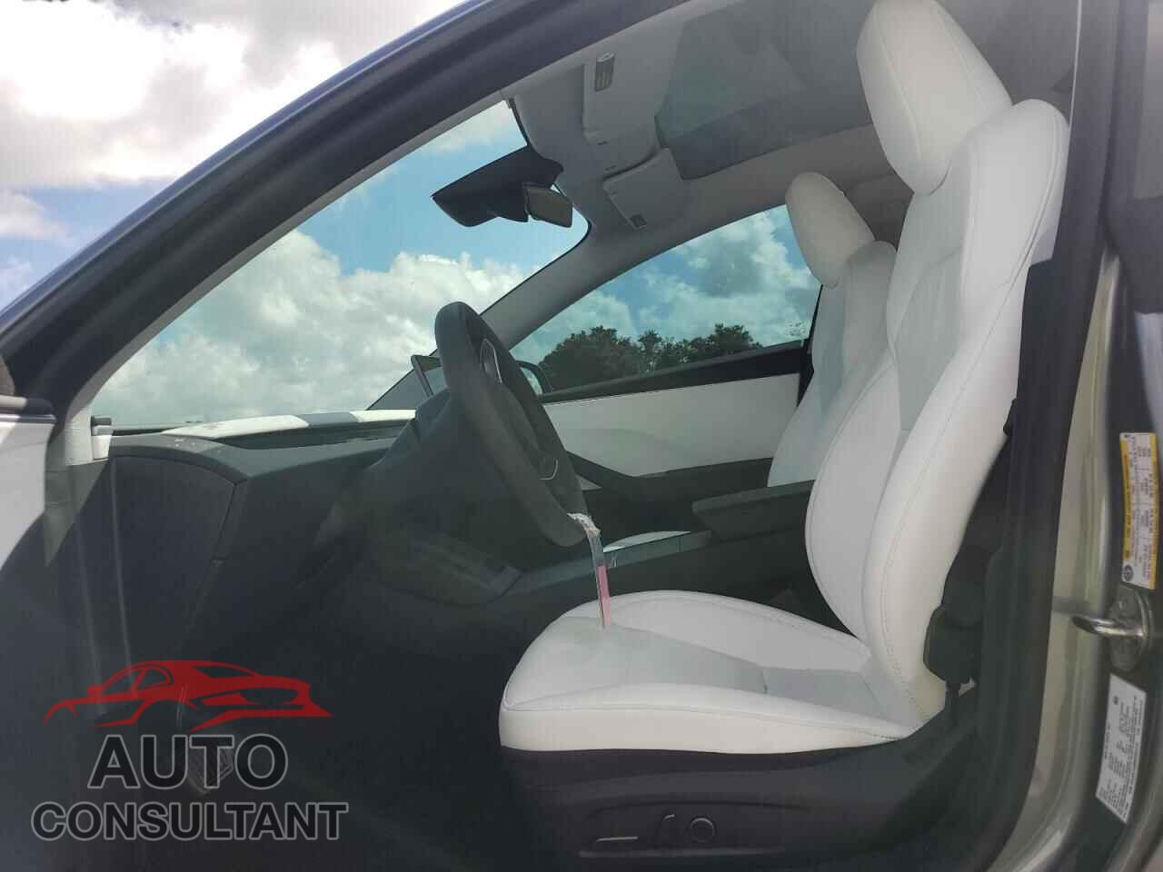 TESLA MODEL 3 2024 - 5YJ3E1EB9RF854112