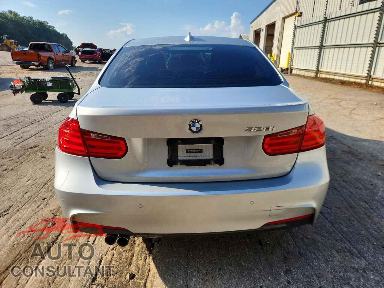 BMW 3 SERIES 2015 - WBA3A5C59FF610996