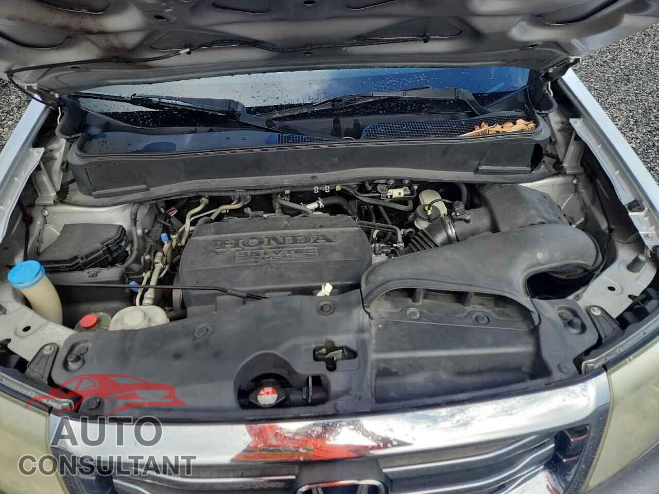 HONDA PILOT 2013 - 5FNYF3H53DB013710
