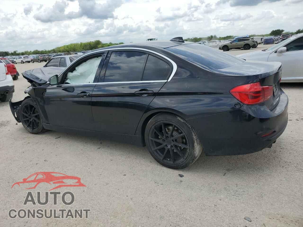 BMW 3 SERIES 2017 - WBA8E5C34HK389178