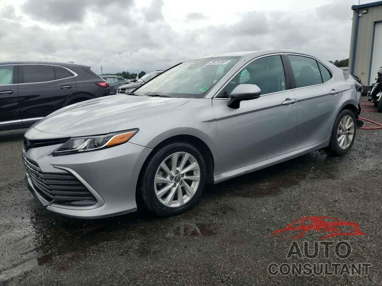 TOYOTA CAMRY 2021 - 4T1C11AK9MU456864