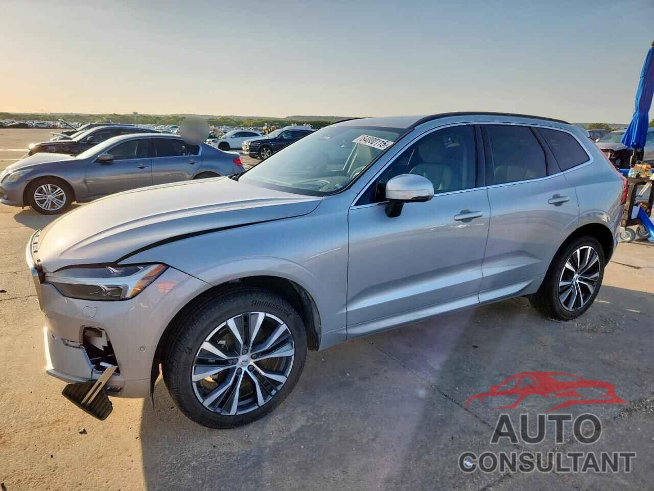 VOLVO XC60 B5 MO 2022 - YV4L12RK6N1039698