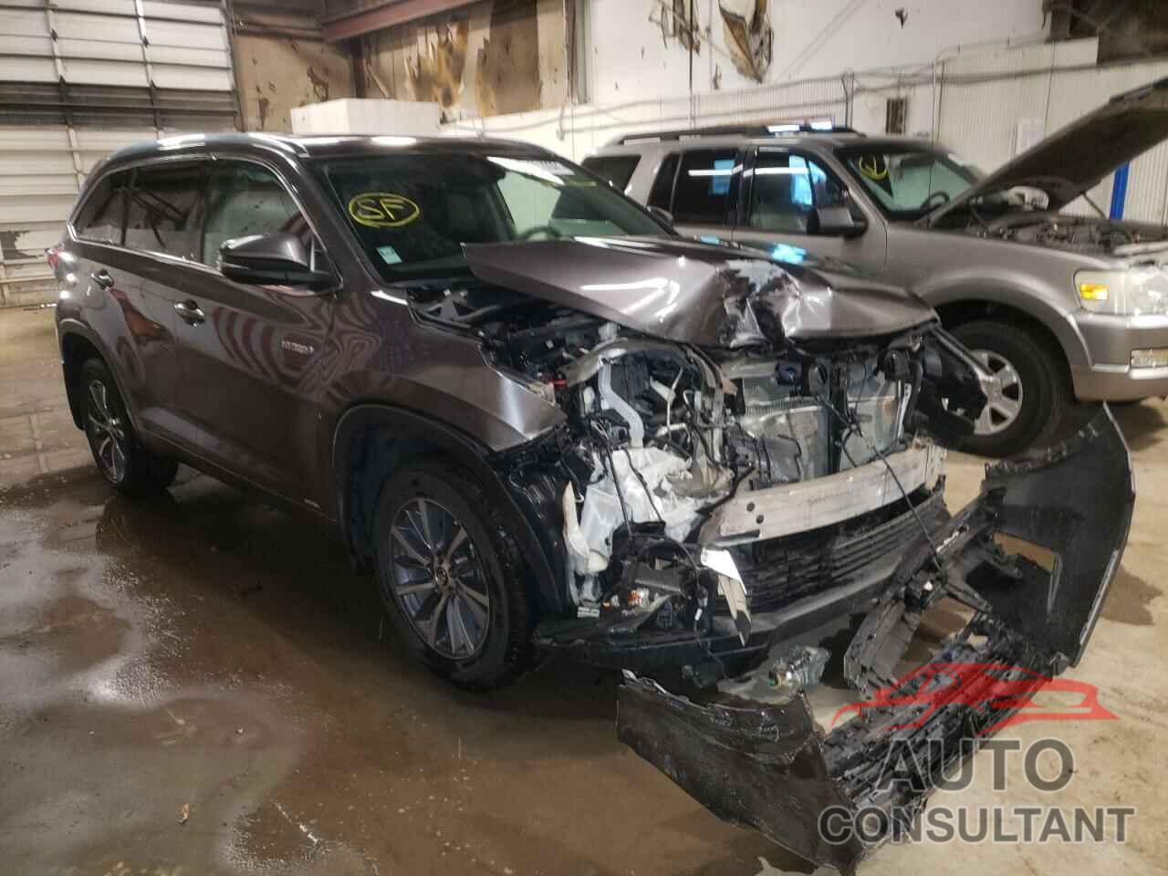 TOYOTA HIGHLANDER 2018 - 5TDJGRFH9JS047902