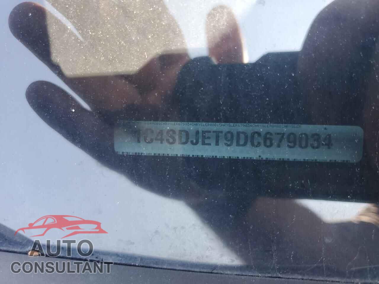 DODGE DURANGO 2013 - 1C4SDJET9DC679034