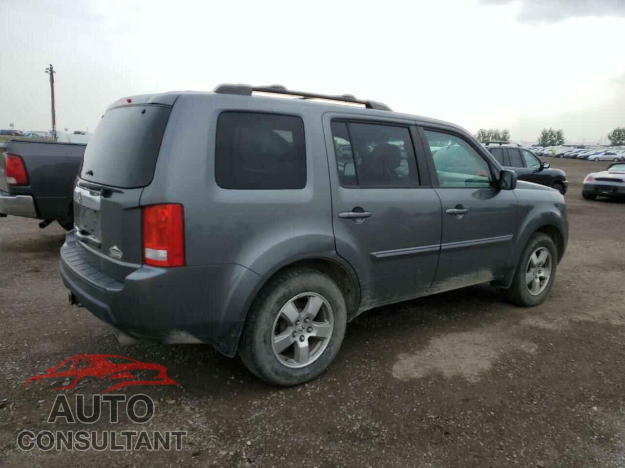 HONDA PILOT 2011 - 5FNYF4H53BB501669