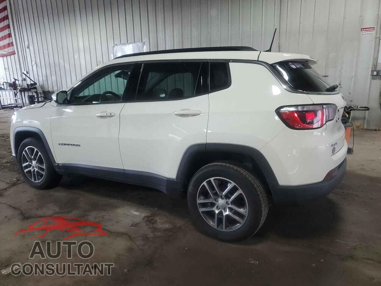 JEEP COMPASS 2018 - 3C4NJDBBXJT112088