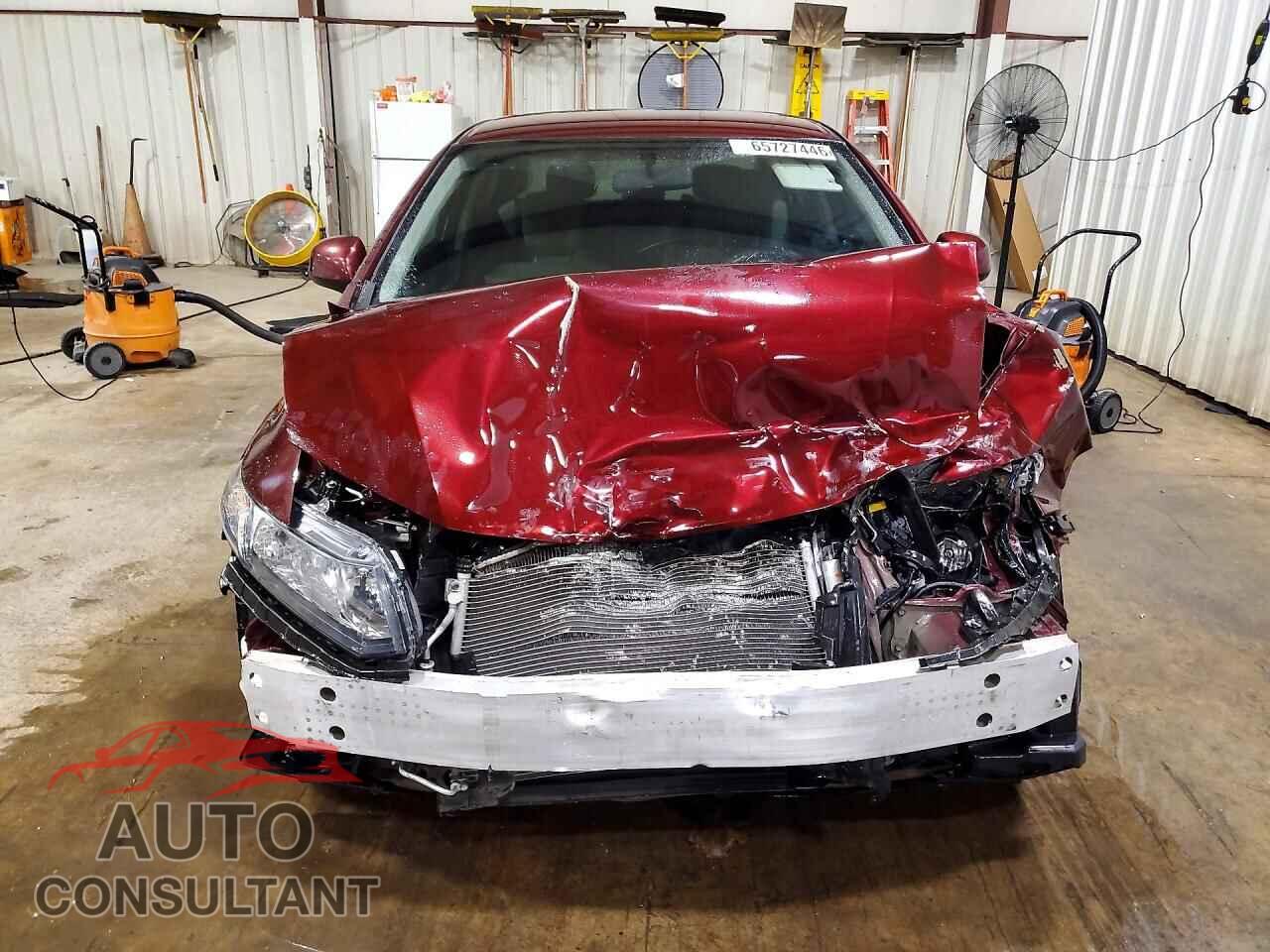 HONDA CIVIC 2013 - 19XFB2F50DE284200