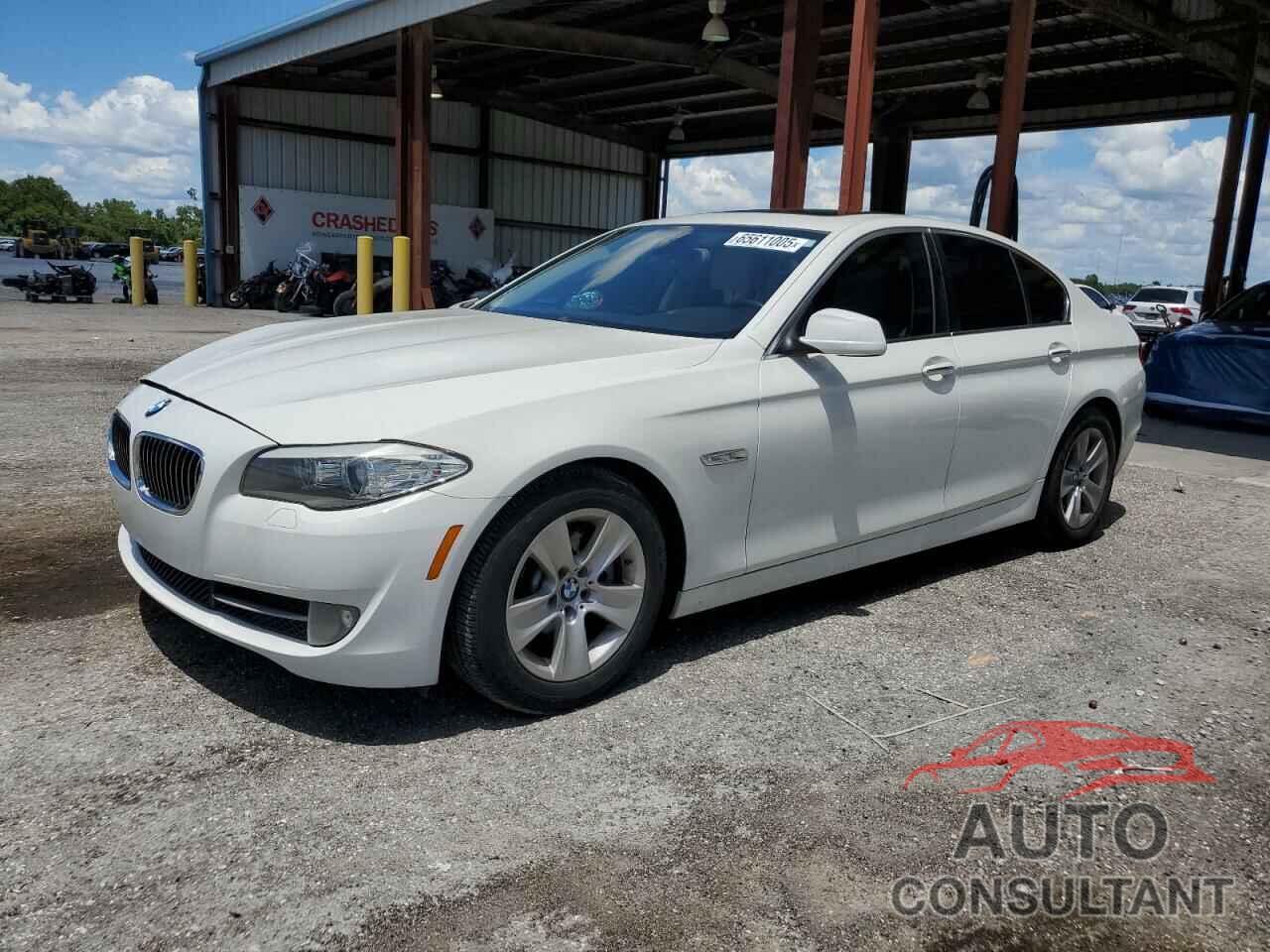 BMW 5 SERIES 2011 - WBAFR1C52BC260766