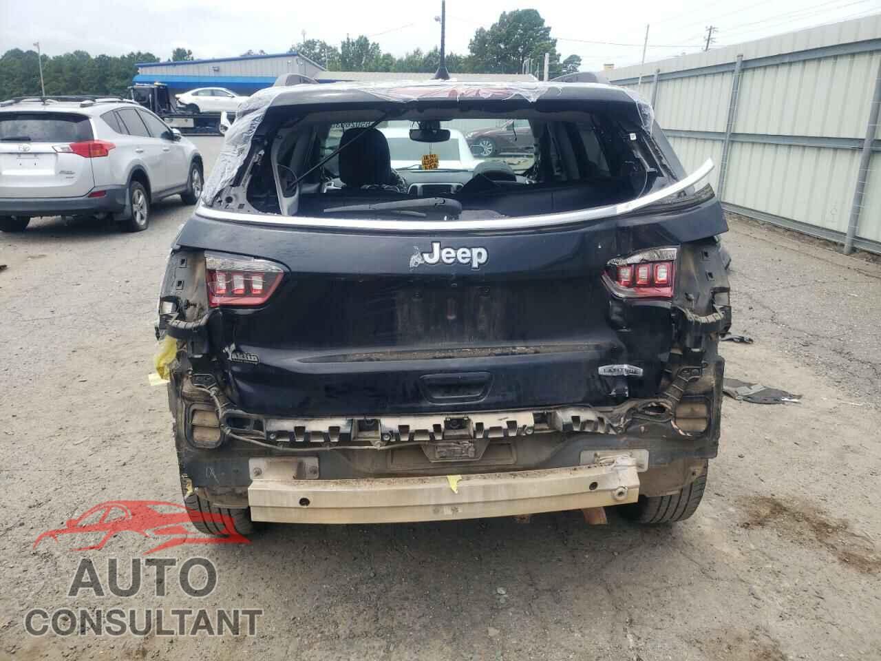 JEEP COMPASS 2018 - 3C4NJCBB5JT102403