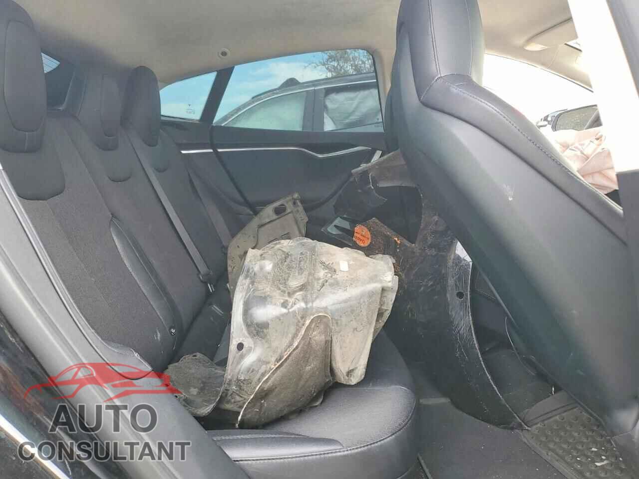 TESLA MODEL S 2016 - 5YJSA1E15GF161596