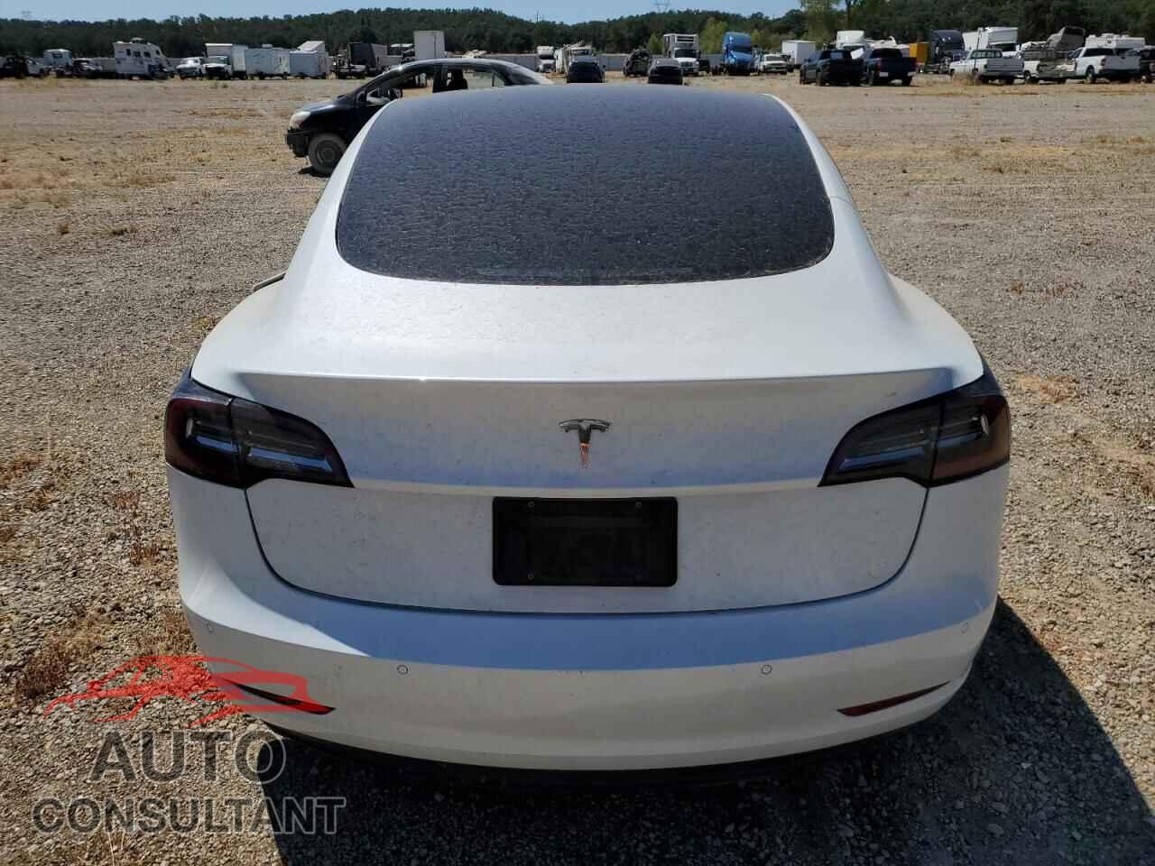 TESLA MODEL 3 2021 - 5YJ3E1EA9MF942674