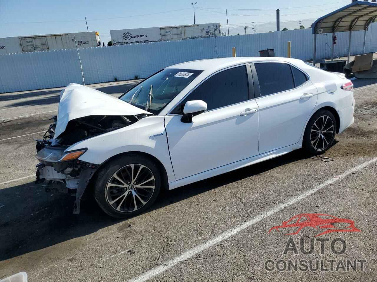 TOYOTA CAMRY 2018 - 4T1B21HK2JU008055