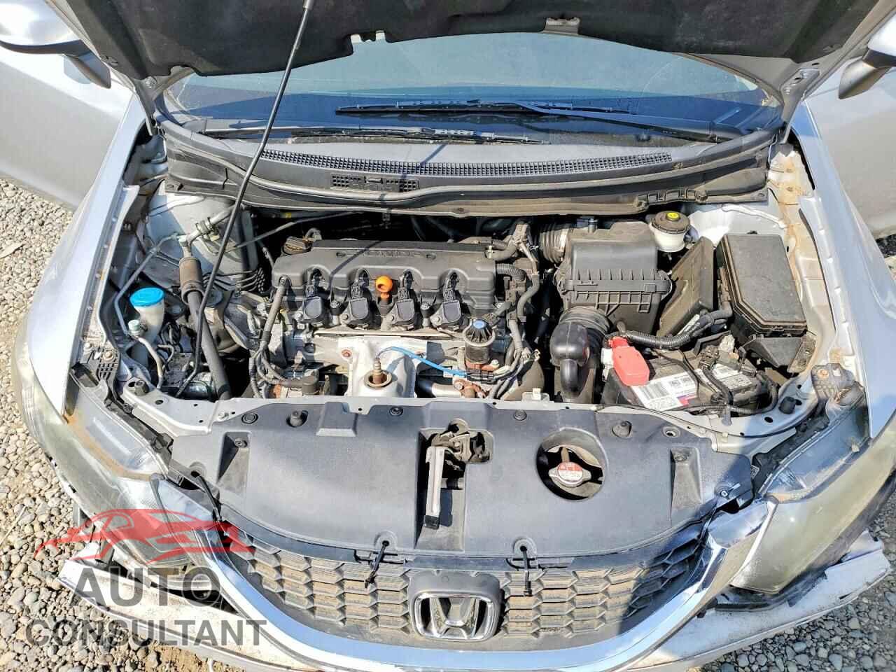 HONDA CIVIC 2013 - 19XFB2F55DE279994