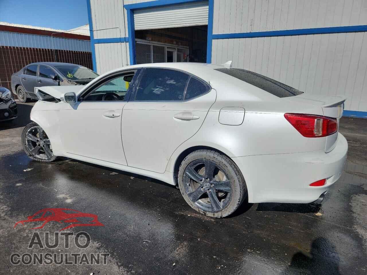 LEXUS IS 2012 - JTHBE5C29C5030771