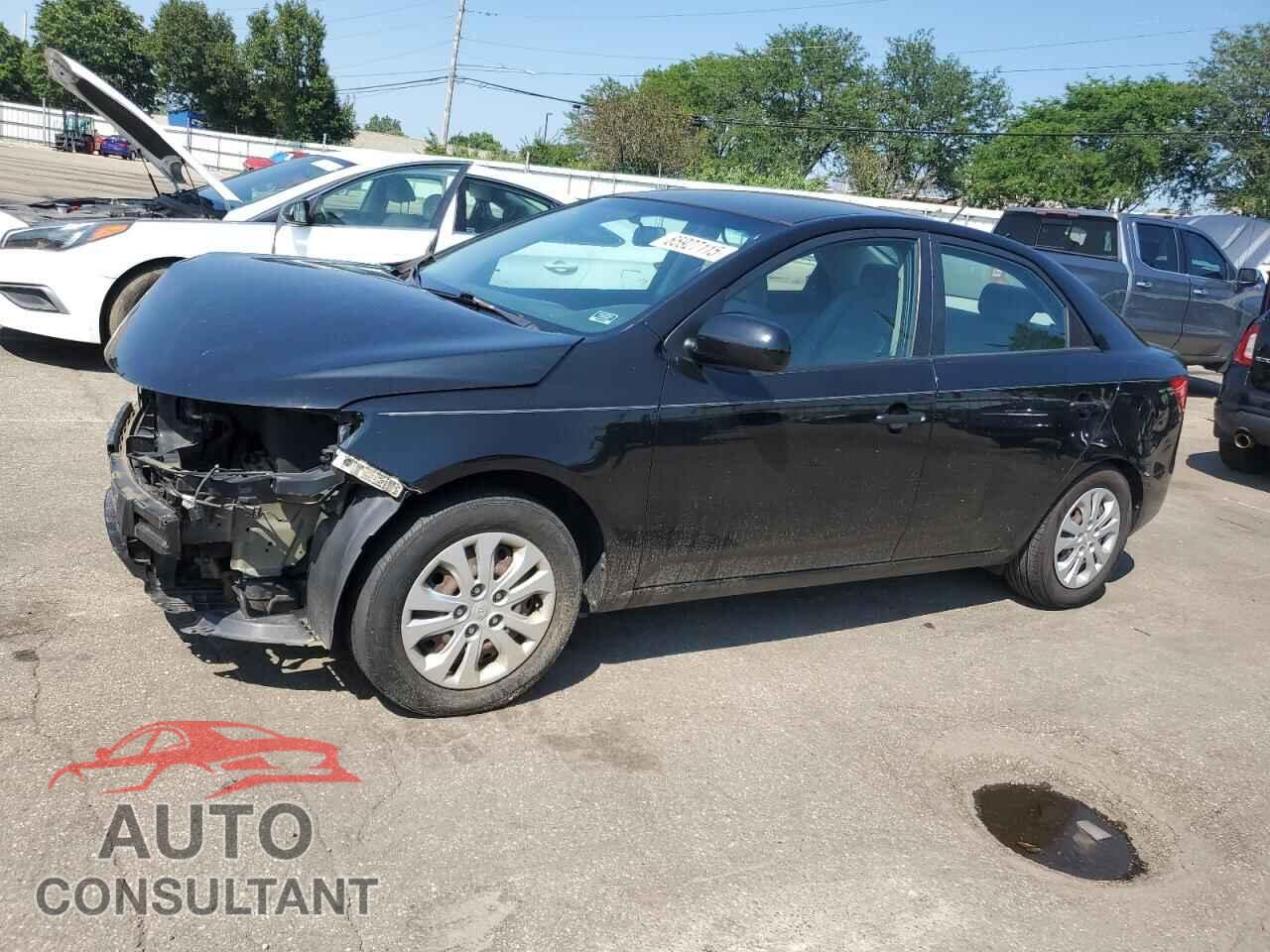 KIA FORTE 2011 - KNAFT4A28B5353257