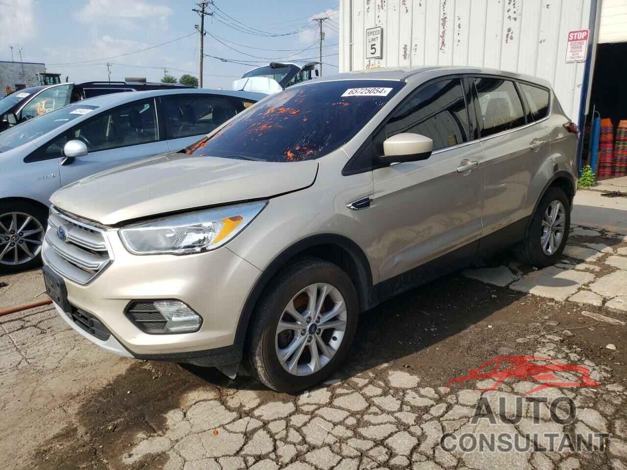 FORD ESCAPE 2017 - 1FMCU9GD8HUD57134