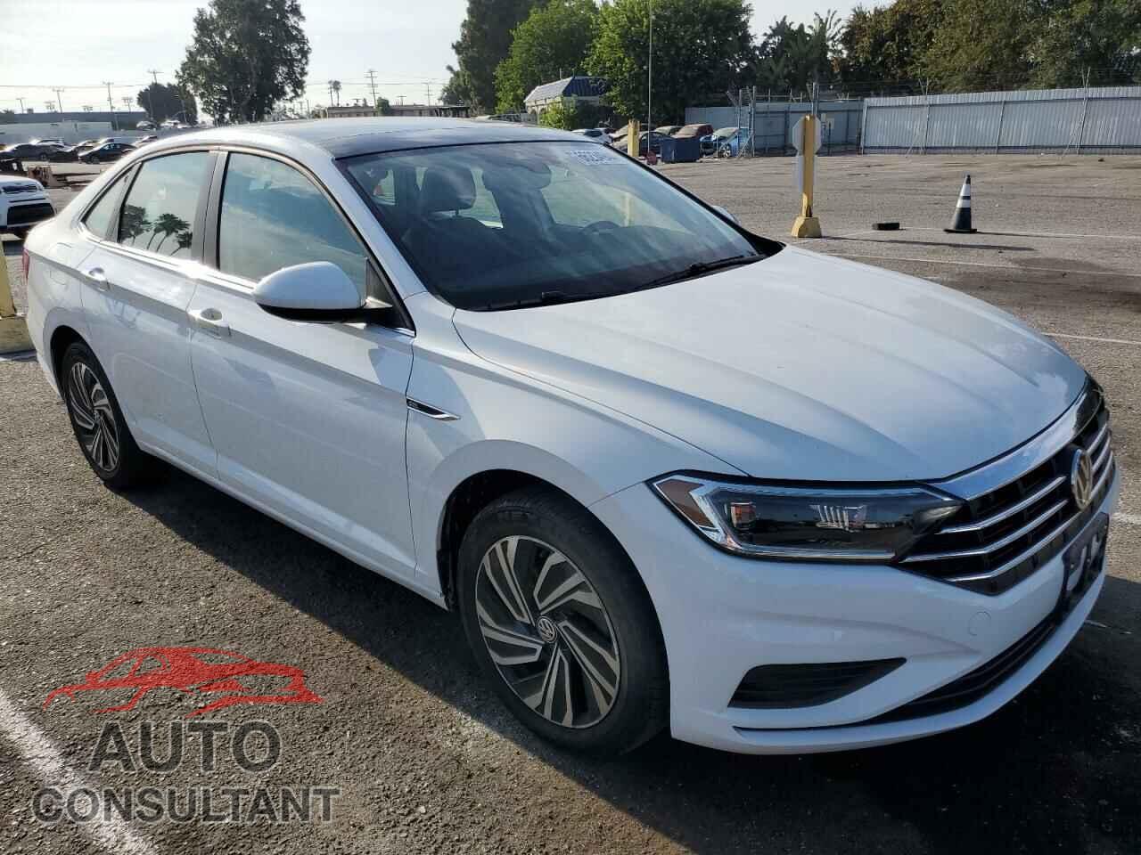 VOLKSWAGEN JETTA 2020 - 3VWEB7BU8LM066061