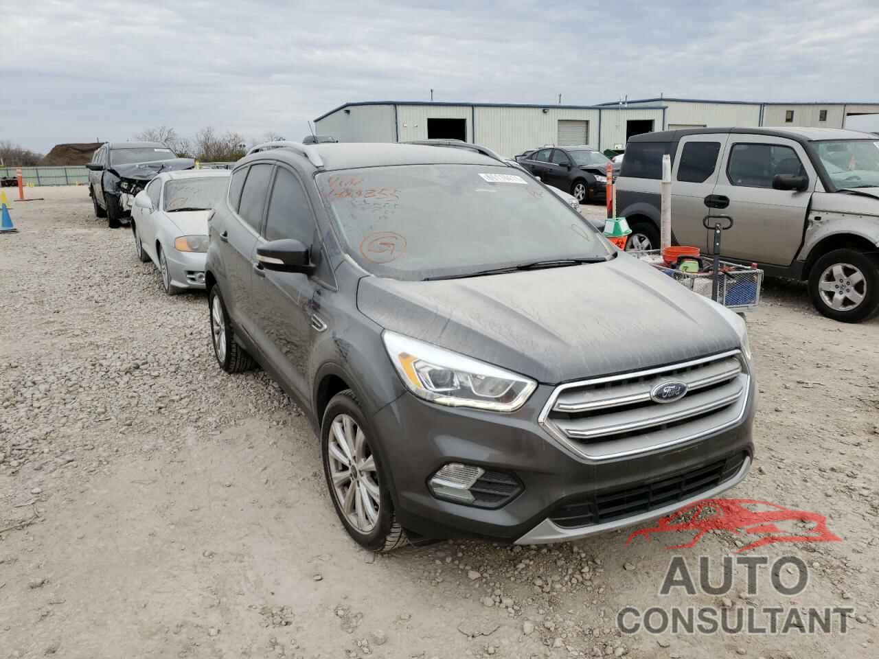 FORD ESCAPE 2017 - 1FMCU0J90HUA63355