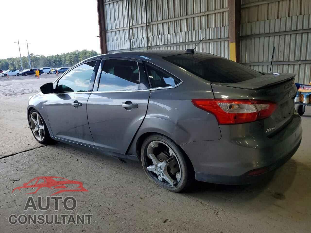 FORD FOCUS 2013 - 1FADP3J21DL240943