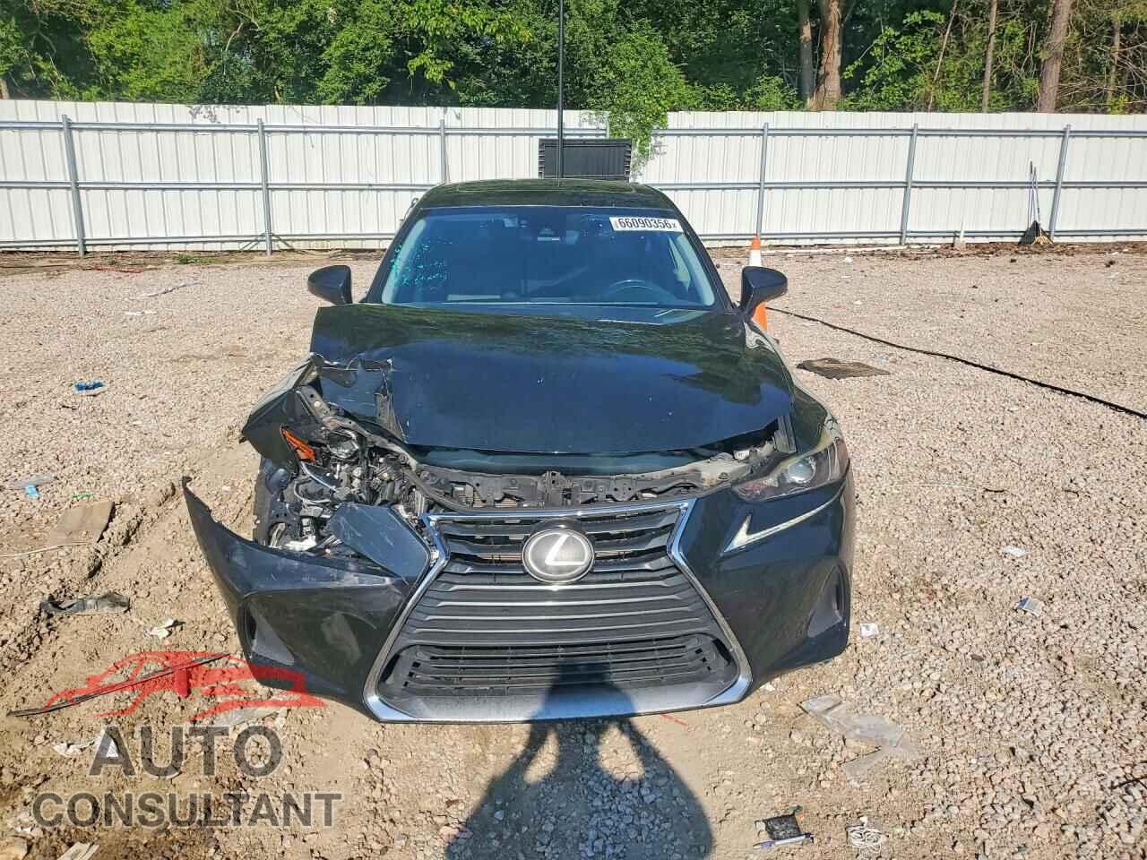 LEXUS IS 2017 - JTHBA1D27H5049233