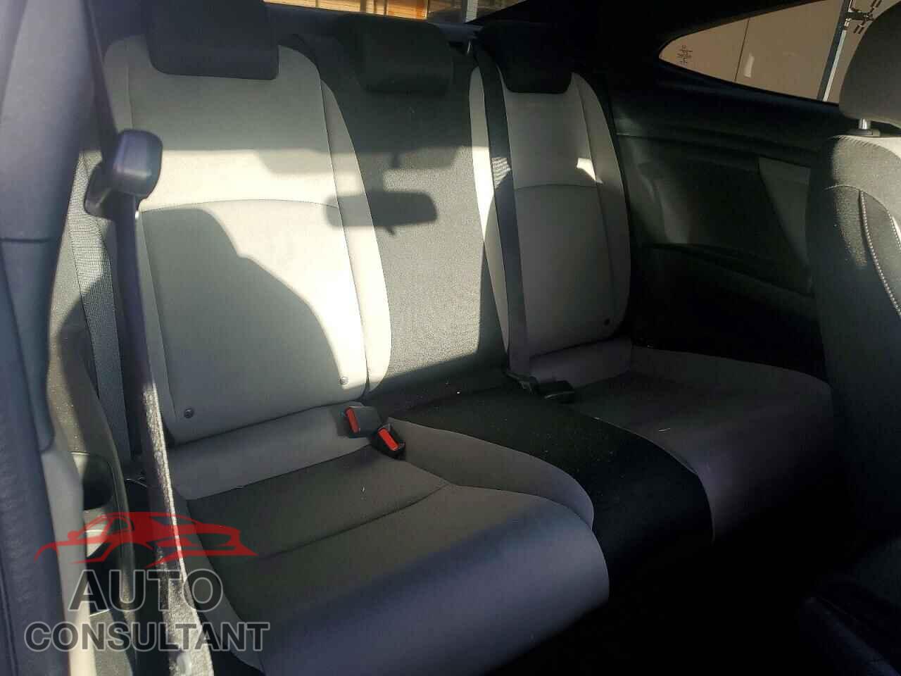 HONDA CIVIC 2017 - 2HGFC4B05HH311955