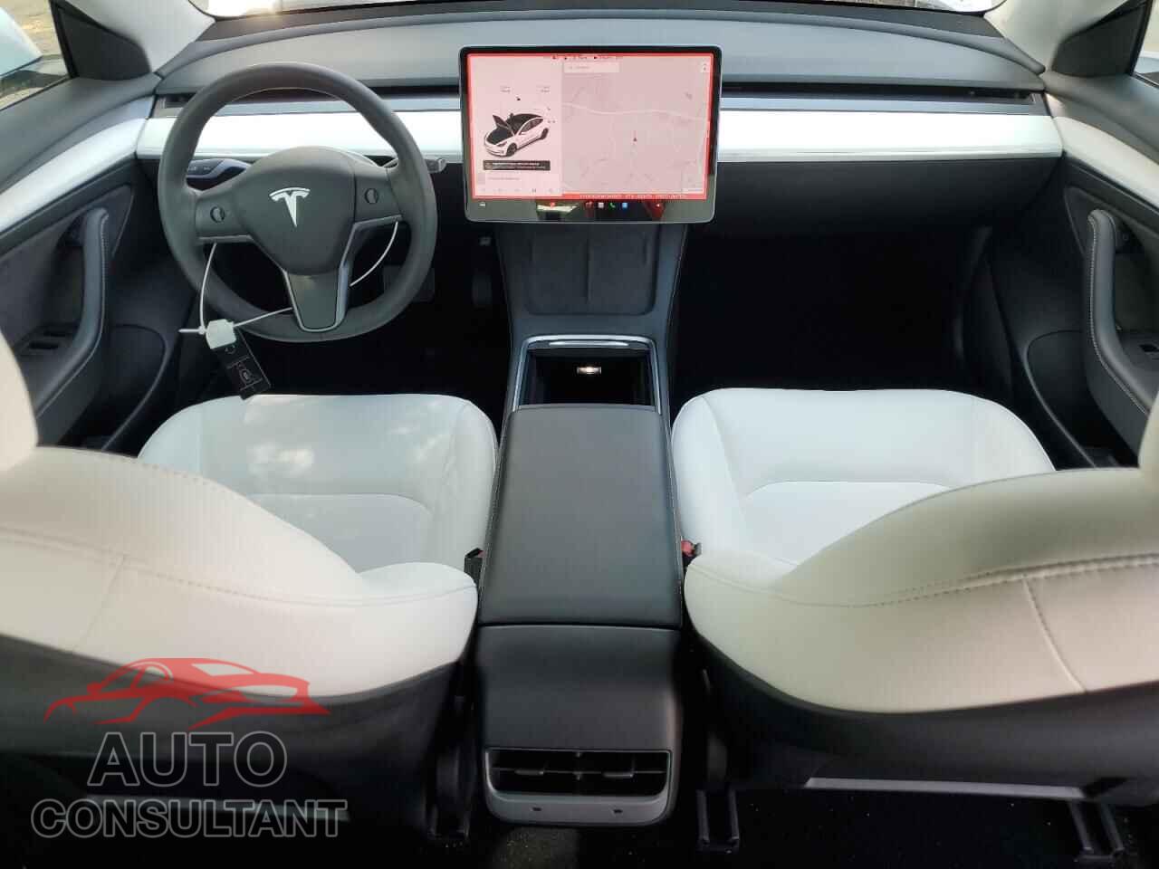 TESLA MODEL 3 2021 - 5YJ3E1EB0MF045803