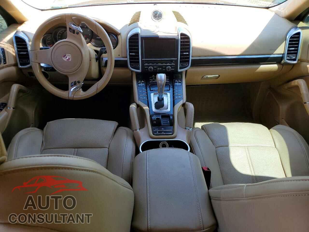 PORSCHE CAYENNE 2012 - WP1AA2A2XCLA08931