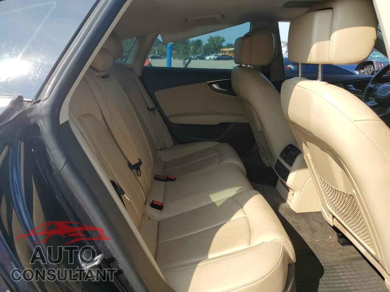 AUDI A7 2013 - WAUYGAFC7DN083017