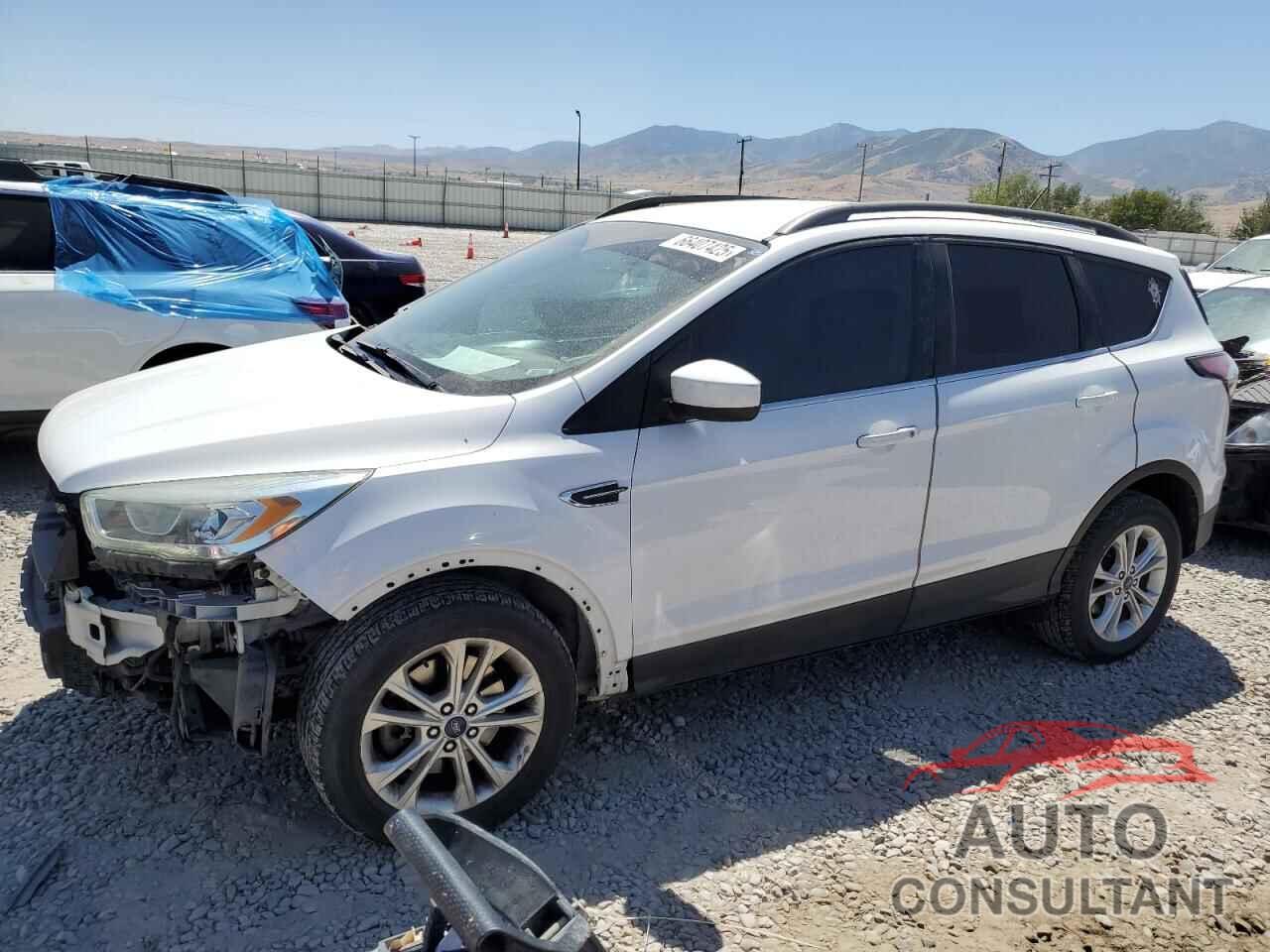 FORD ESCAPE 2017 - 1FMCU9GD9HUC58368