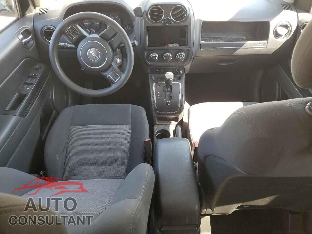 JEEP COMPASS 2011 - 1J4NT1FA5BD272004