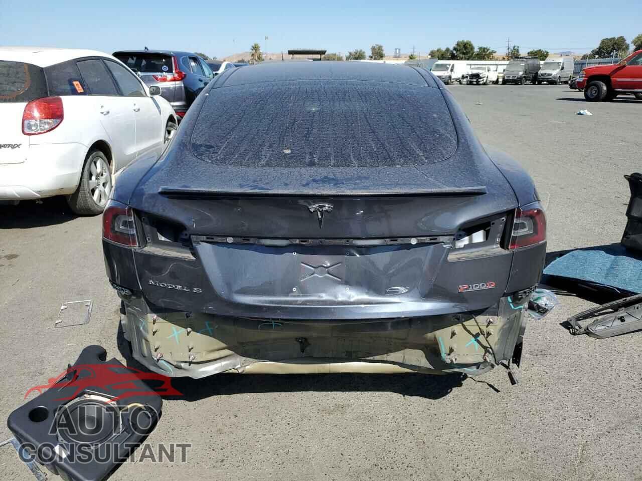 TESLA MODEL S 2017 - 5YJSA1E4XHF231055