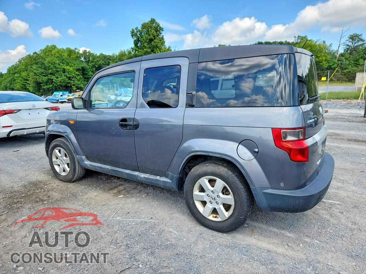 HONDA ELEMENT 2011 - 5J6YH2H7XBL000317