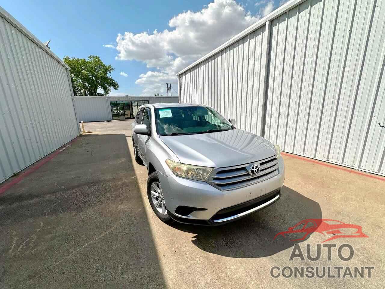 TOYOTA HIGHLANDER 2013 - 5TDZA3EH8DS035103