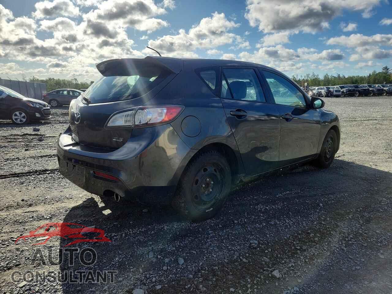 MAZDA MAZDA3 2011 - JM1BL1M57B1365395