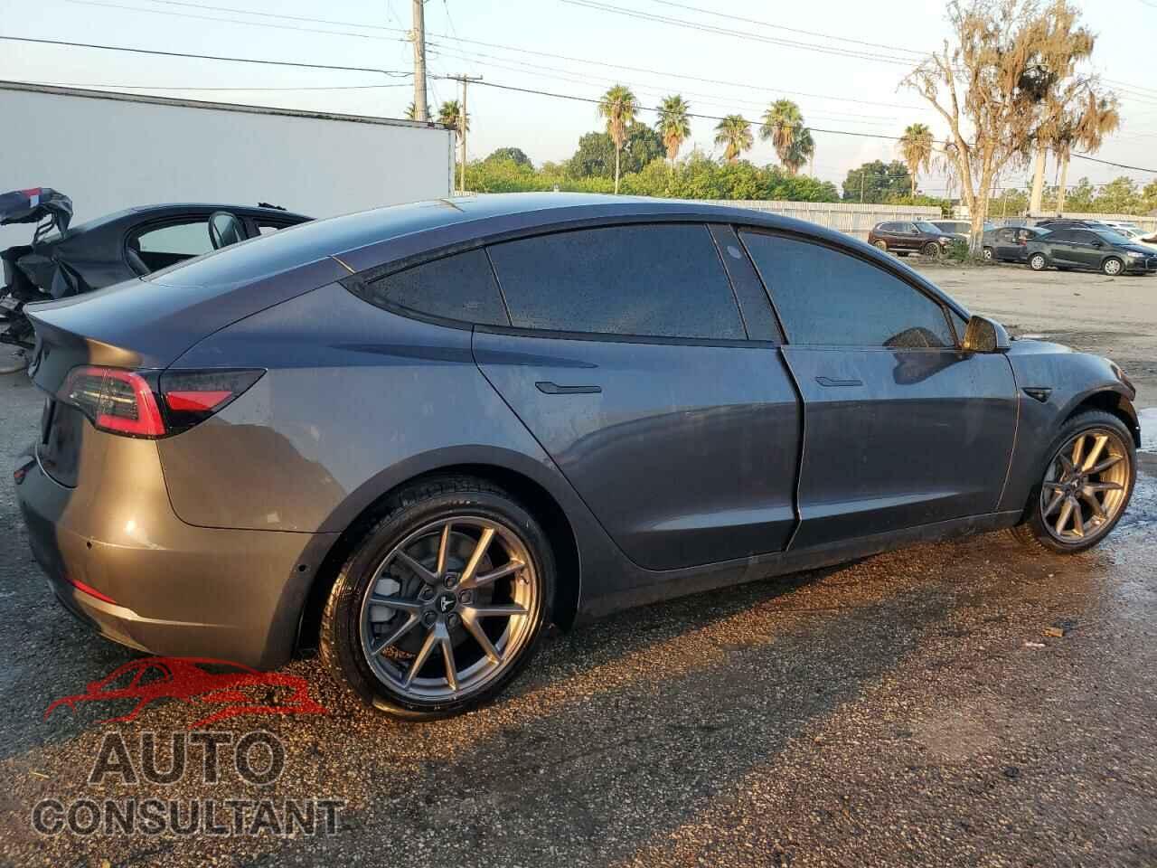 TESLA MODEL 3 2021 - 5YJ3E1EA2MF094573