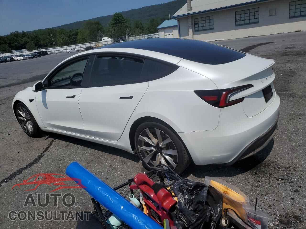 TESLA MODEL 3 2024 - 5YJ3E1EB0RF807180