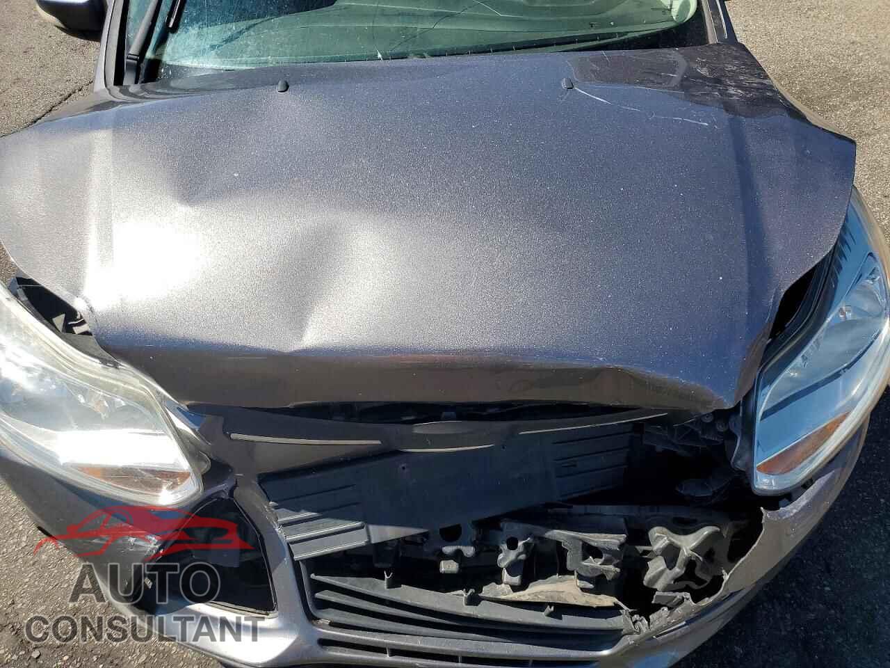FORD FOCUS 2014 - 1FADP3K22EL452539