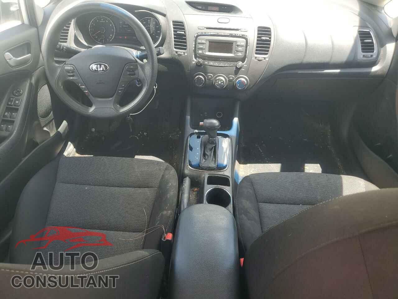 KIA FORTE 2017 - 3KPFK4A79HE018202