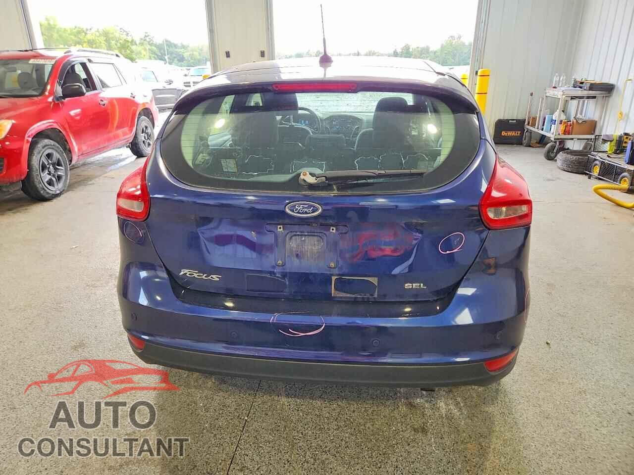 FORD FOCUS 2017 - 1FADP3M23HL213535