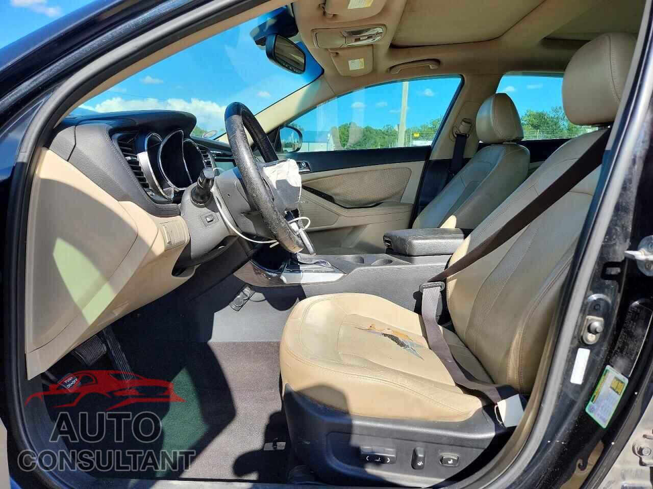 KIA OPTIMA 2011 - KNAGN4A71B5129810