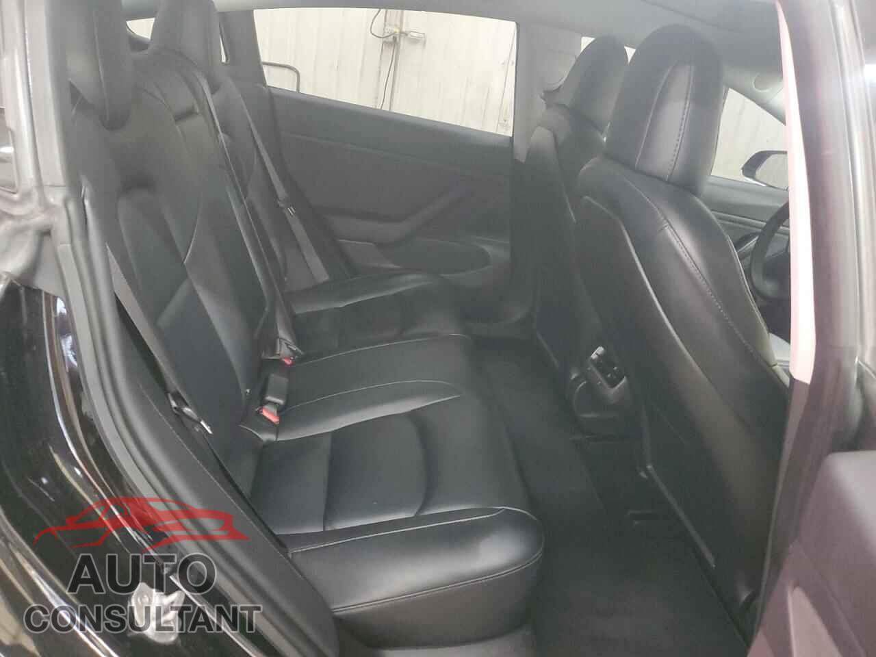 TESLA MODEL 3 2018 - 5YJ3E1EB9JF113477