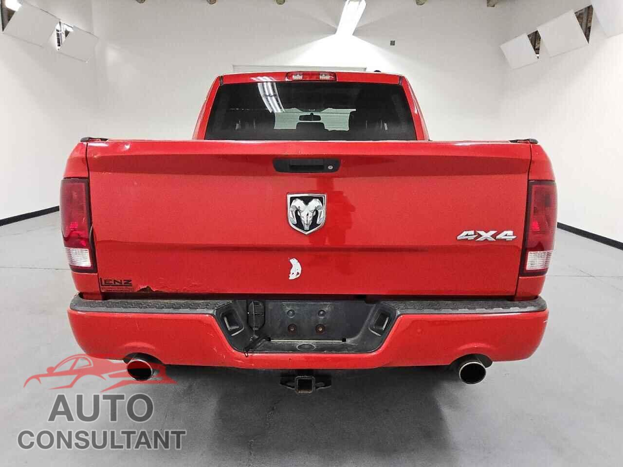 DODGE RAM 1500 2012 - 1C6RD7KT7CS199737