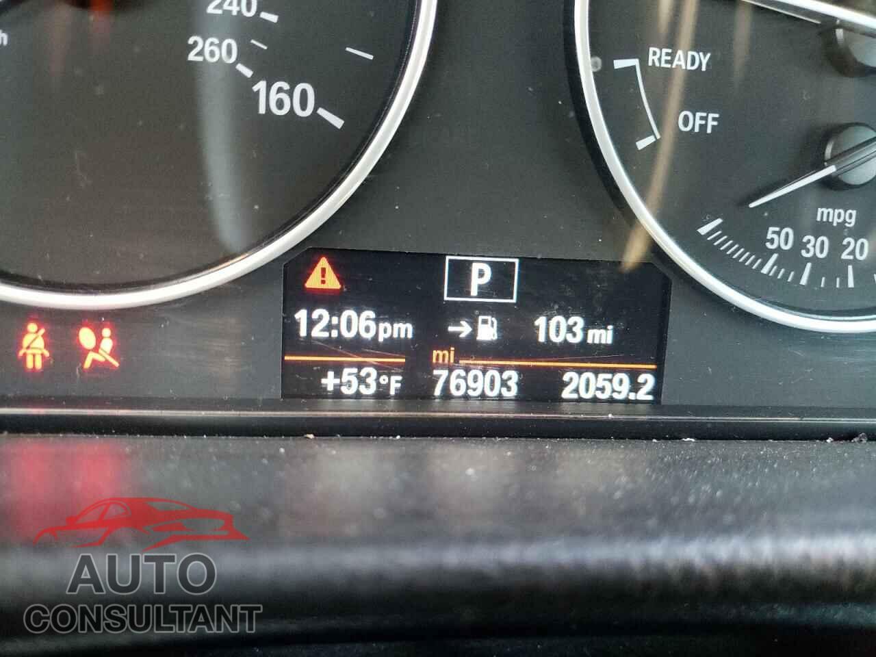 BMW 3 SERIES 2016 - WBA8A9C58GK616794