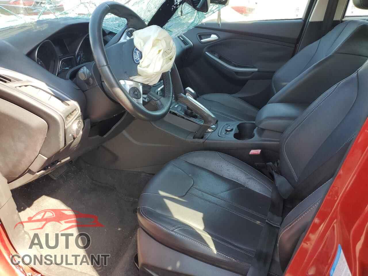 FORD FOCUS 2012 - 1FAHP3N20CL279260