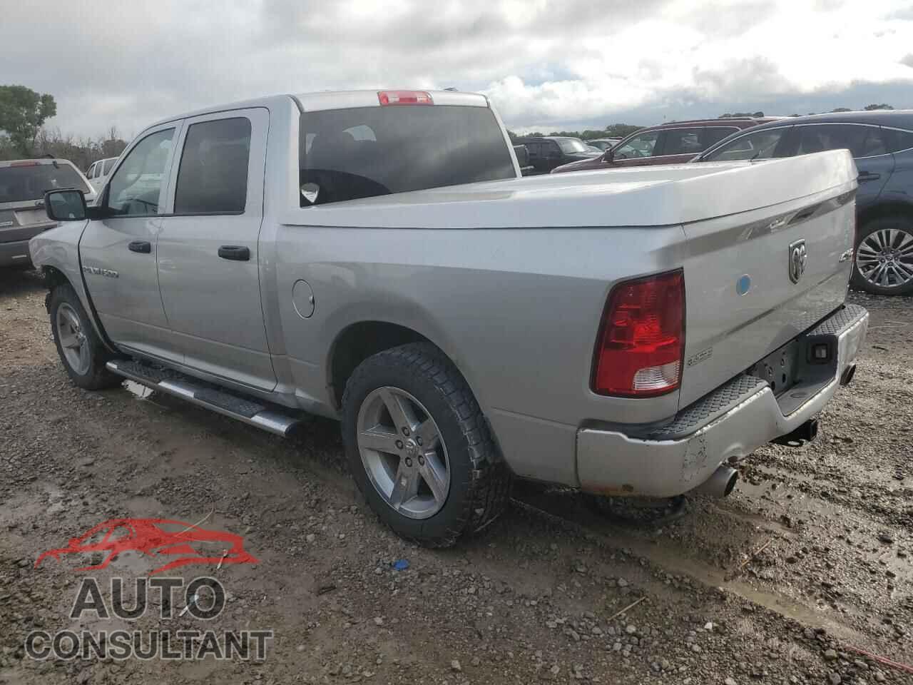 DODGE RAM 1500 2012 - 1C6RD7KT4CS171720
