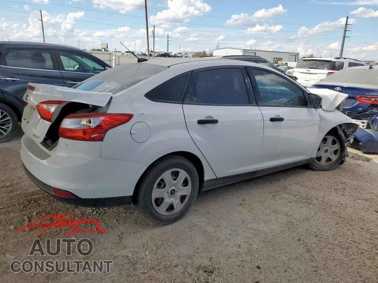 FORD FOCUS 2013 - 1FADP3E27DL146110